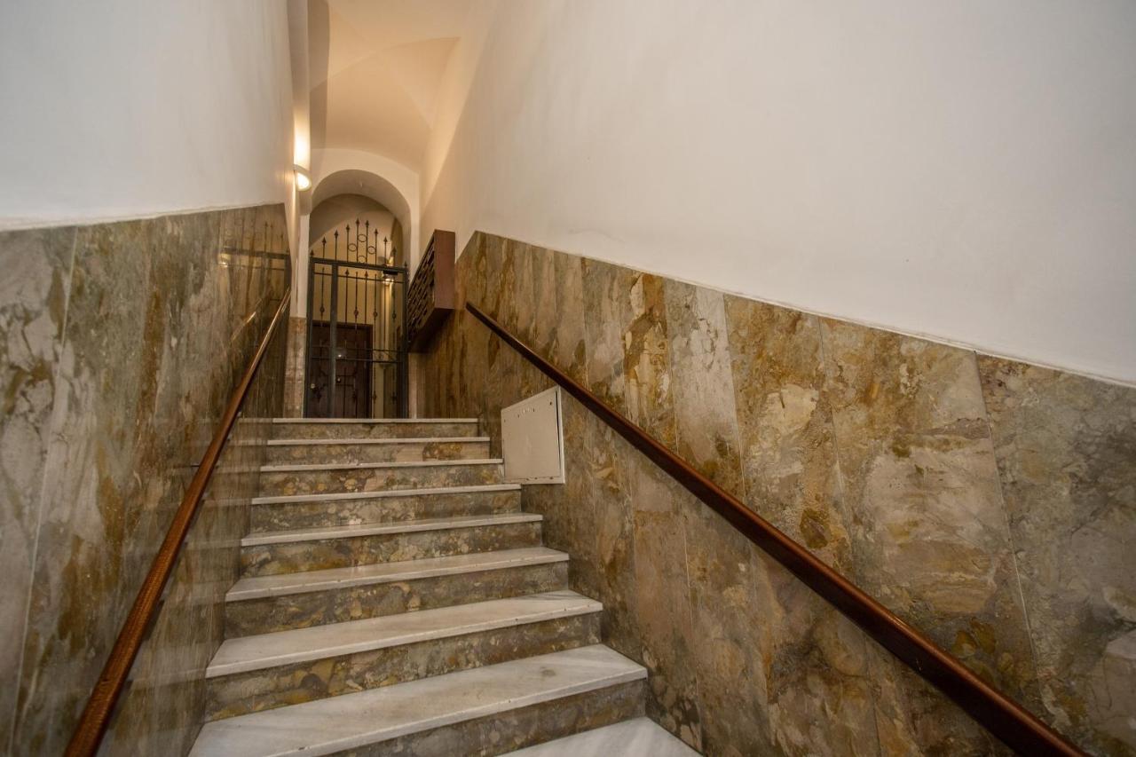 شقة Fresh House Cavour روما المظهر الخارجي الصورة